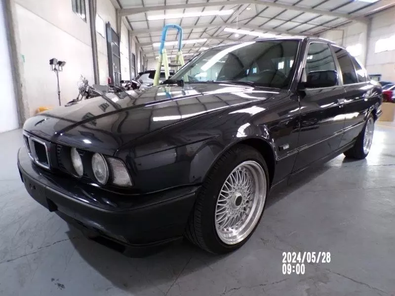 1992 BMW 525 Sedan Black 1992 BMW 525
