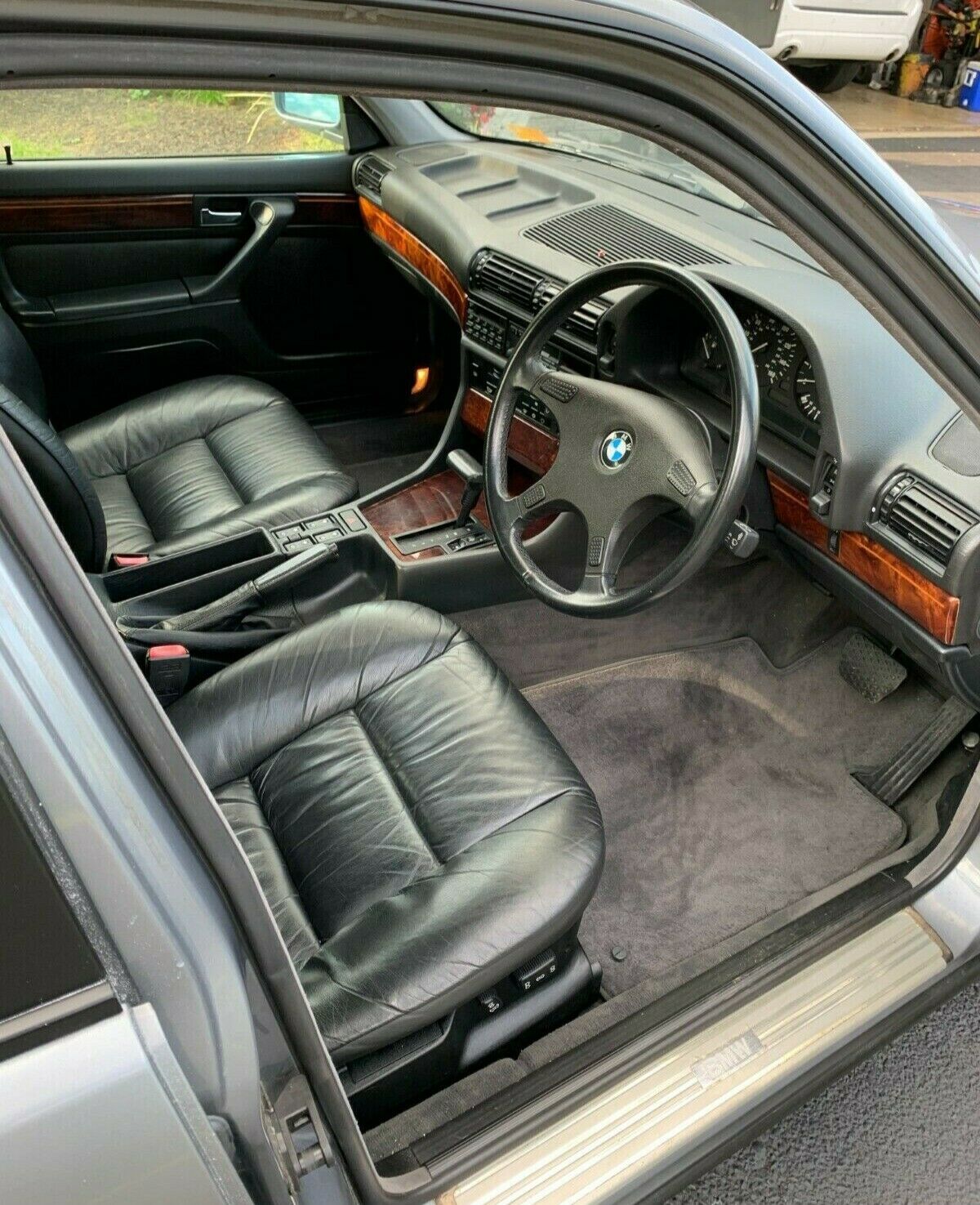 1992 BMW 7-Series 730i - photo 6