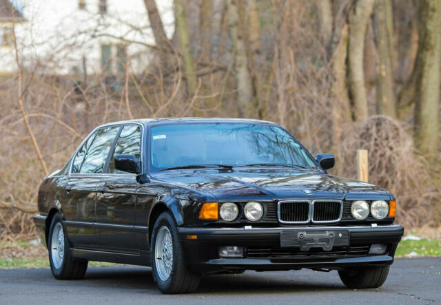 1992 BMW 7-Series 750IL V12 RARE Southern Car Low 88K Miles Serviced CARFAX - photo 3