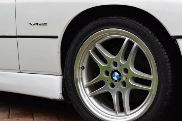 1992 BMW 8-Series 850i 2dr Coupe - photo 10
