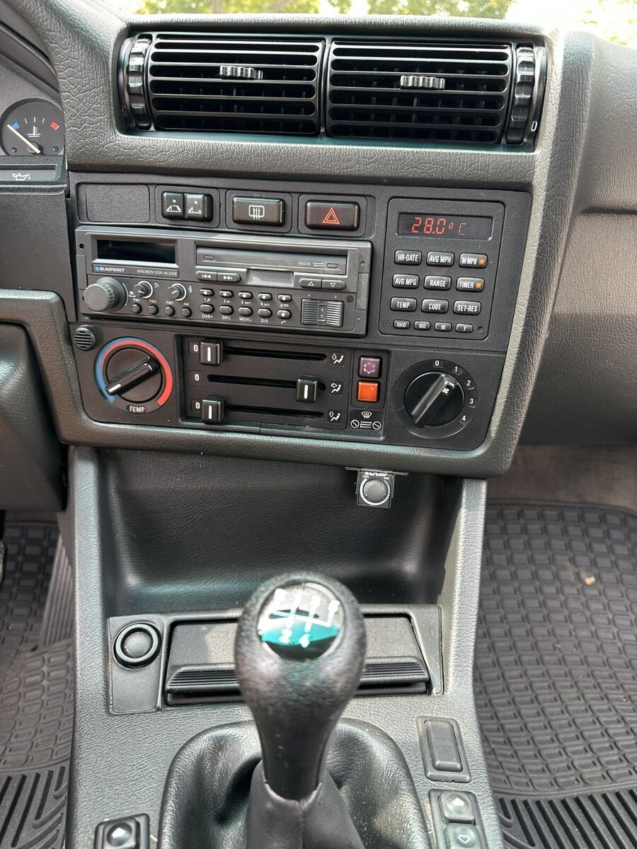 1991 BMW 3-Series - photo 11