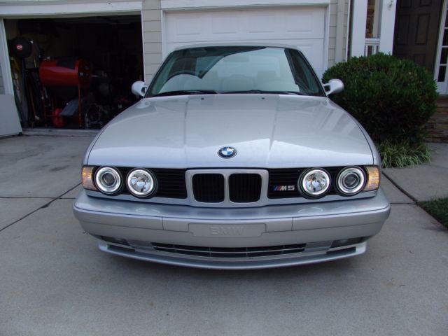 1992 BMW M5 - photo 7