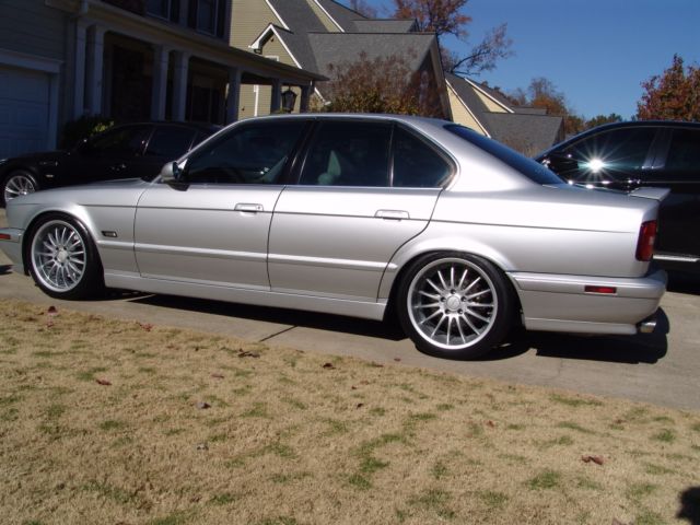 1992 BMW M5 - photo 8