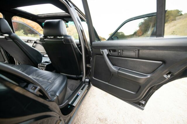 1992 BMW M5 - photo 12
