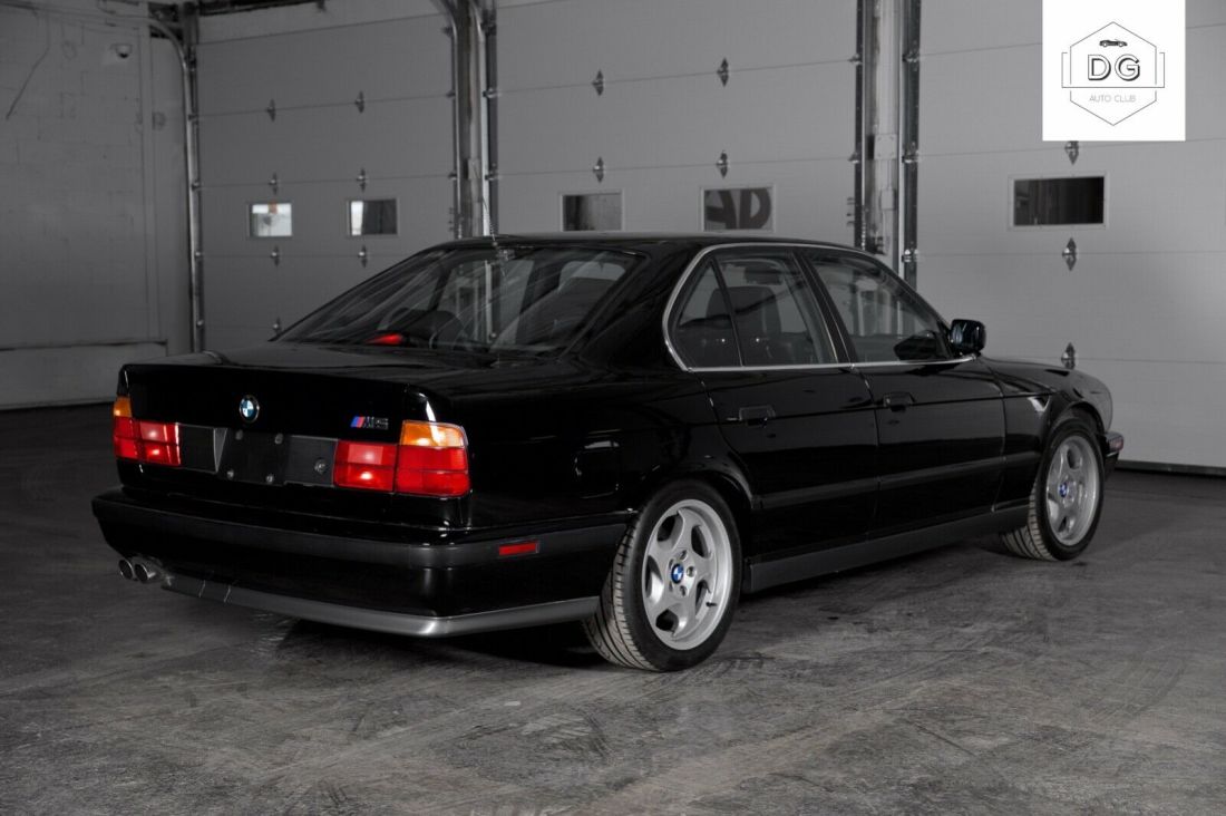 1992 BMW M5 - photo 4
