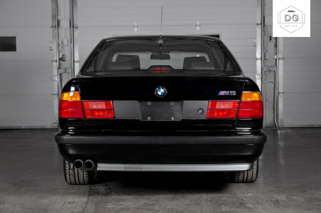 1992 BMW M5 - photo 5