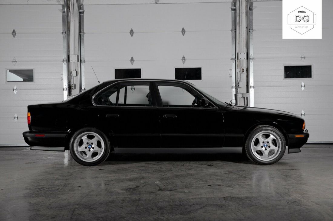 1992 BMW M5 - photo 7