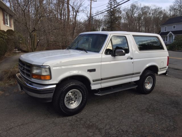 1992 Bronco XLT Only 169K Act Miles! California Survivor 5.8 Limited Slip Rear 1992 Ford Bronco 100% Rust Free California Survivor! 5.8 Liter V8