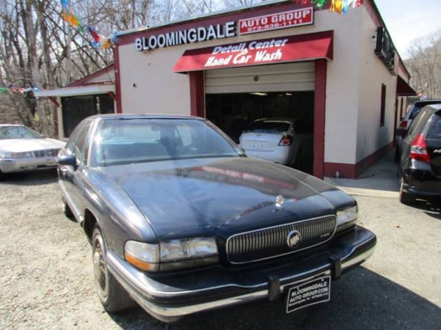 1992 Buick LeSabre Custom - photo 2