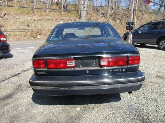 1992 Buick LeSabre Custom - photo 8