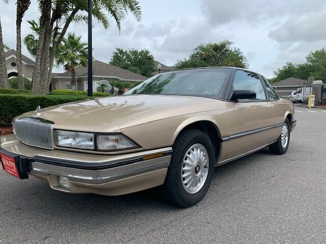 1992 Buick Regal Custom Coupe 2-Door
