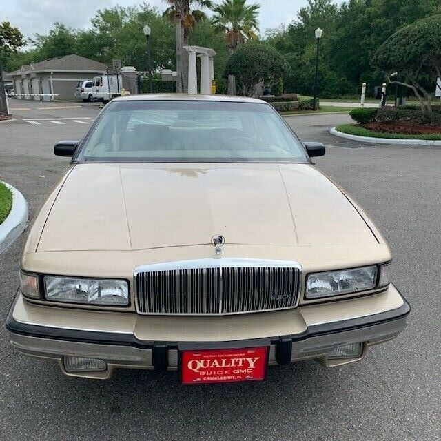 1992 Buick Regal Custom Coupe 2-Door - photo 4