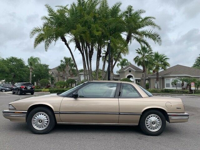 1992 Buick Regal Custom Coupe 2-Door - photo 6