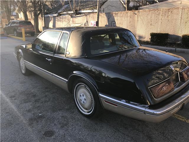 1992 Buick Riviera -- - photo 9