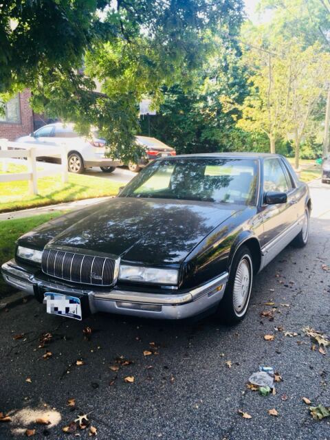 1992 Buick Riviera Prestige Package - photo 2
