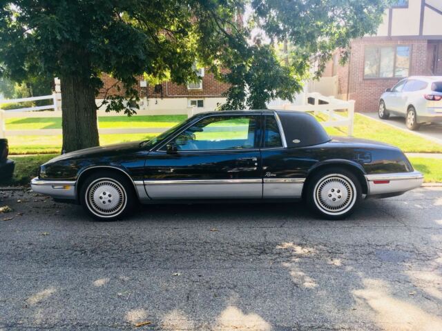 1992 Buick Riviera Prestige Package - photo 5
