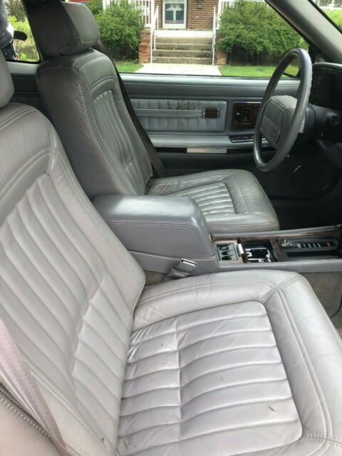 1992 Buick Riviera - photo 10