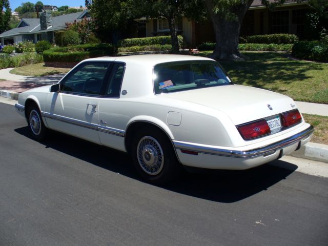 1992 Buick Riviera - photo 4