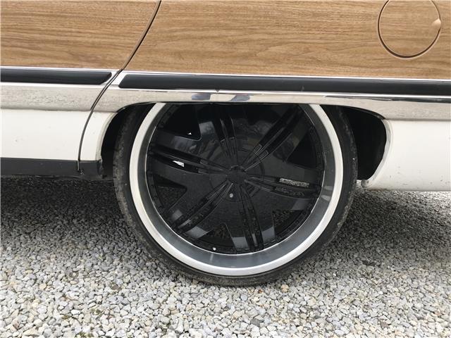 1992 Buick Roadmaster Estate - photo 8