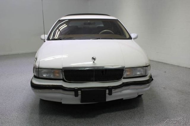 1992 Buick Roadmaster Estate - photo 2