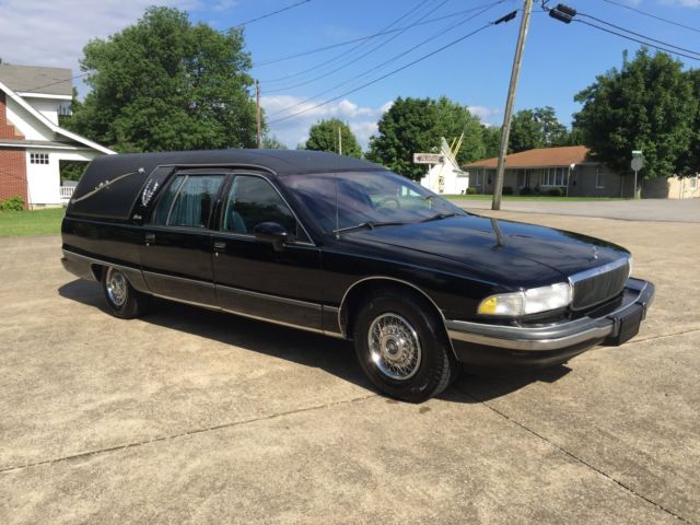 1992 Buick Roadmaster - photo 2