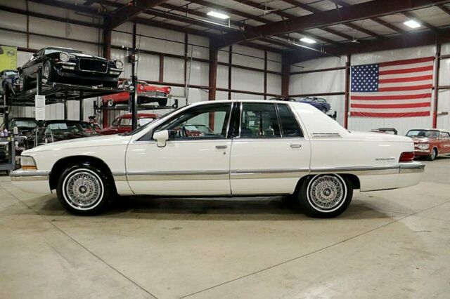 1992 Buick Roadmaster Limited - photo 2