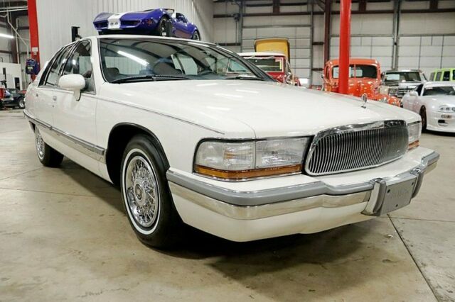 1992 Buick Roadmaster Limited - photo 7