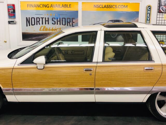 1992 Buick Roadmaster -ESTATE WAGON - FAMILY CRUISER - COLD A/C - LOW MI - photo 10