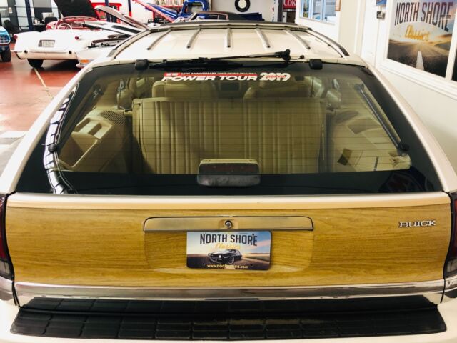 1992 Buick Roadmaster -ESTATE WAGON - FAMILY CRUISER - COLD A/C - LOW MI - photo 12