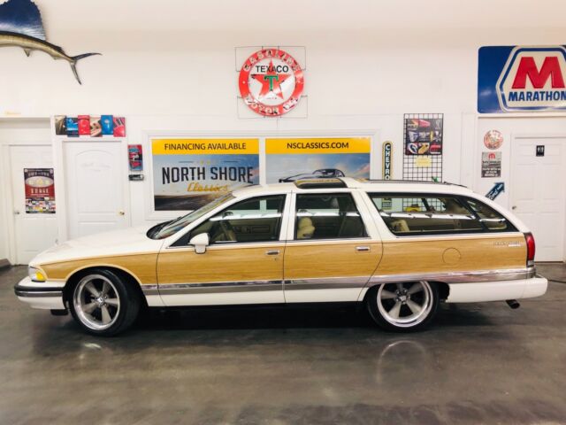 1992 Buick Roadmaster -ESTATE WAGON - FAMILY CRUISER - COLD A/C - LOW MI - photo 7