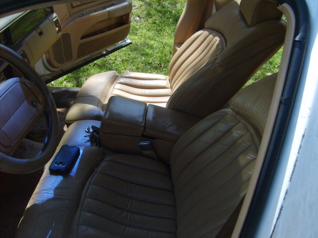 1992 Buick Roadmaster Estate Wagon Wagon 4-Door - photo 8