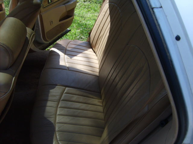 1992 Buick Roadmaster Estate Wagon Wagon 4-Door - photo 9