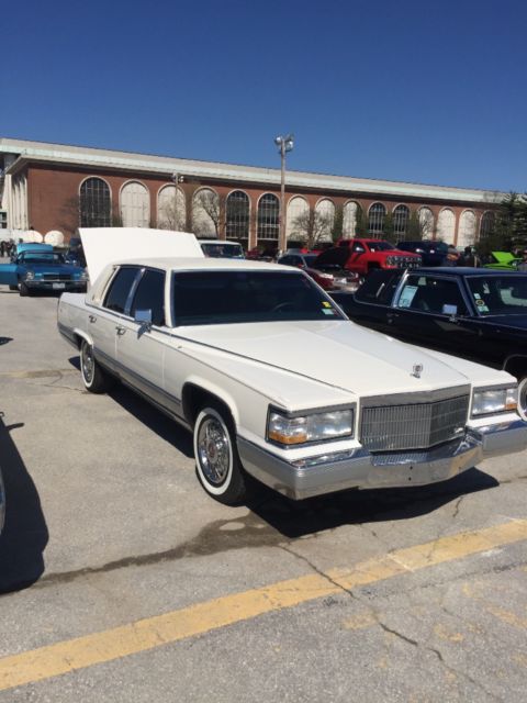 1992 Cadillac Brougham None - photo 2