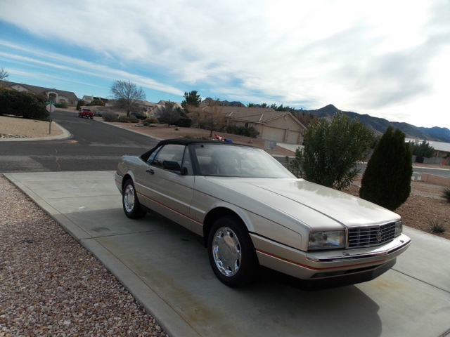 1992 Cadillac Allante - photo 2