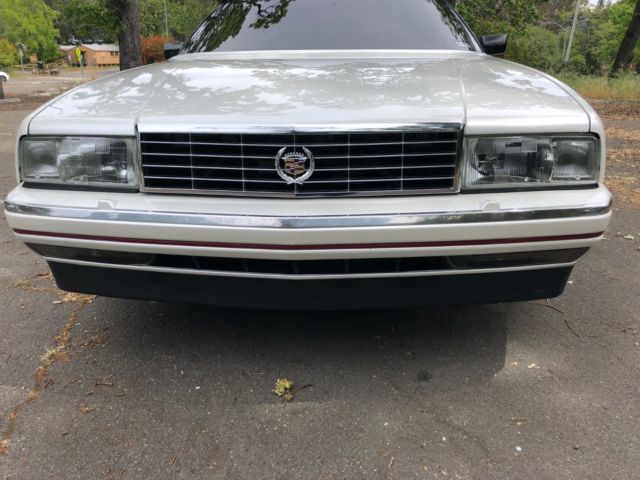 1992 Cadillac Allante Black leather - photo 2