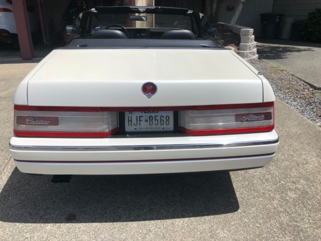 1992 Cadillac Allante Black leather - photo 3