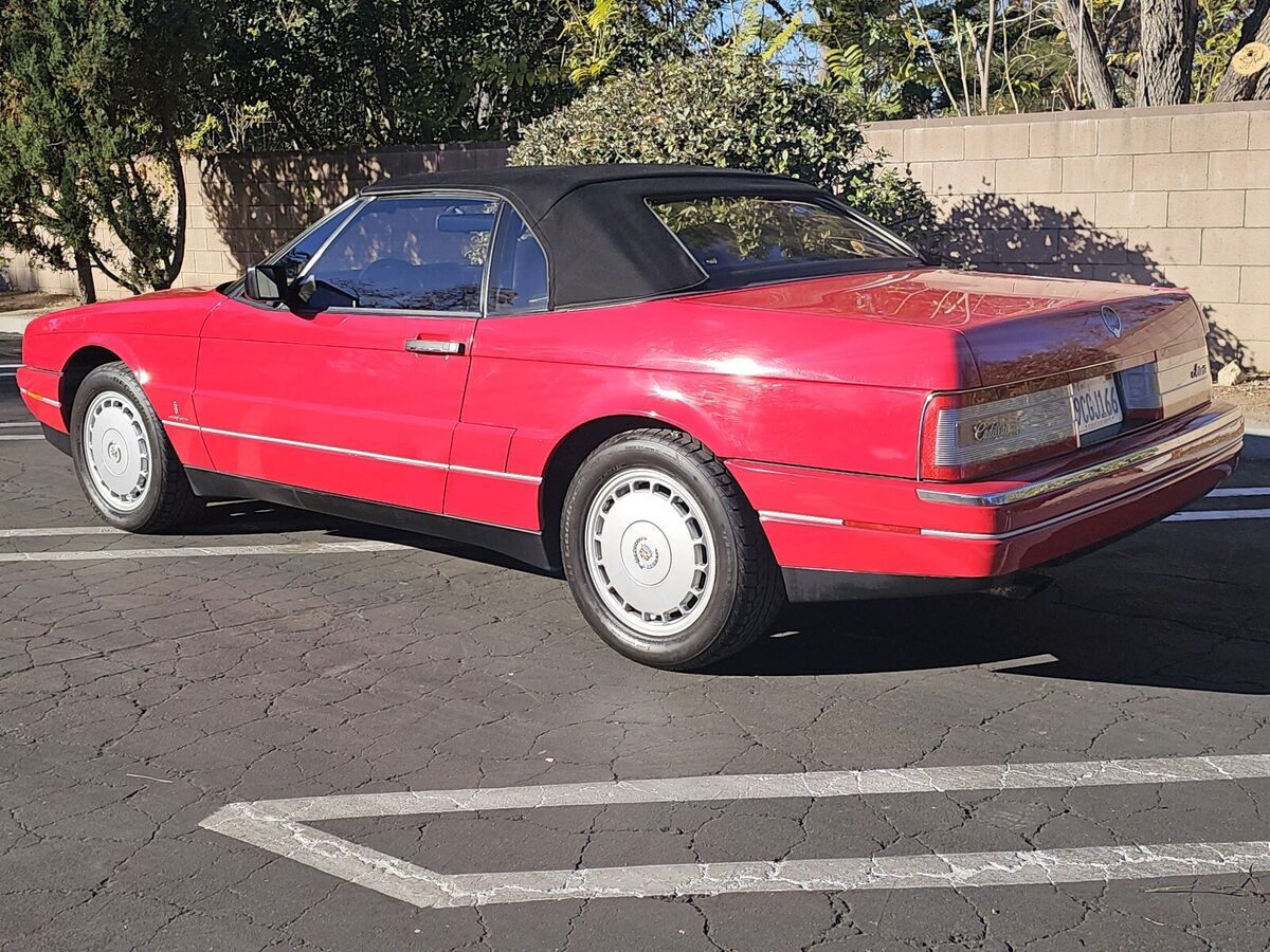 1992 Cadillac Allante shale leather over black cloth top - photo 3