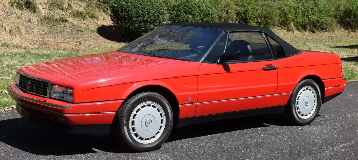 1992 Cadillac Allante LOW miles 16900 Original Paint Interior Garage Kept Ex Con 1992 Cadillac Allante Convertible Very Low Mileage and Original