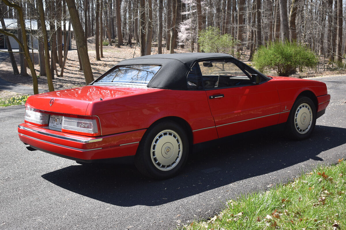 1992 Cadillac Allante Convertible Very Low Mileage and Original - photo 6