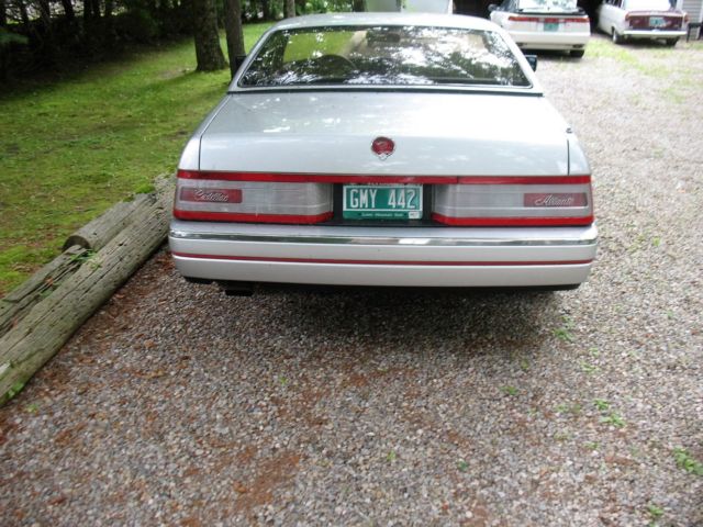 1992 Cadillac Allante leather - photo 11