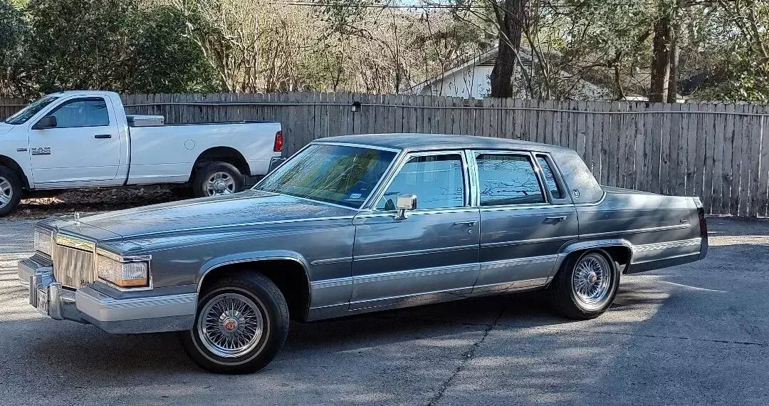 1992 Cadillac Brougham, 31K miles 1992 Cadillac Brougham