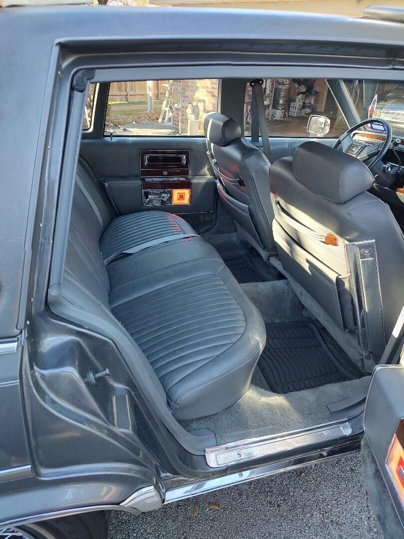 1992 Cadillac Brougham - photo 7