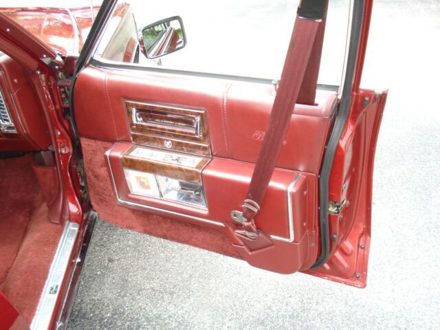 1992 Cadillac Brougham - photo 11