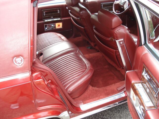 1992 Cadillac Brougham - photo 12