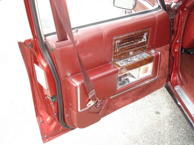 1992 Cadillac Brougham - photo 7