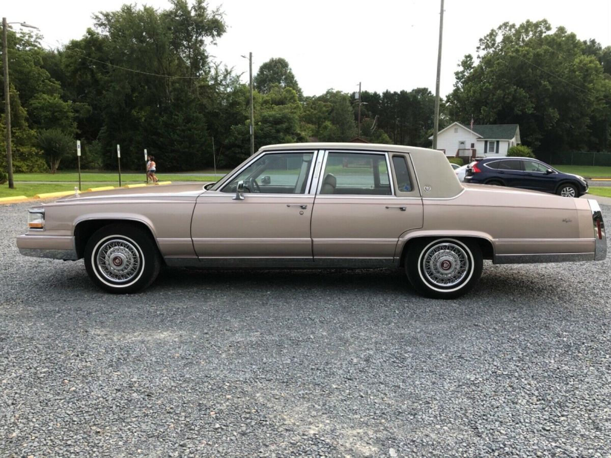1992 Cadillac Brougham - photo 12