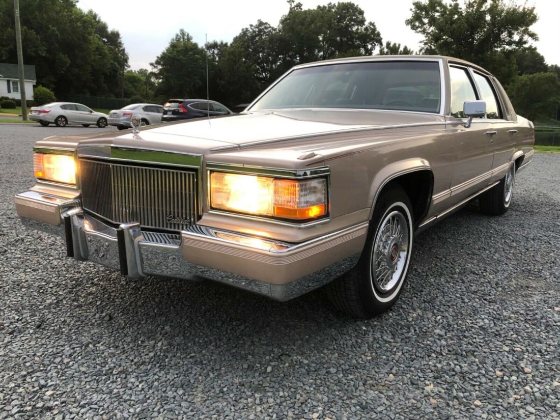 1992 Cadillac Brougham - photo 3