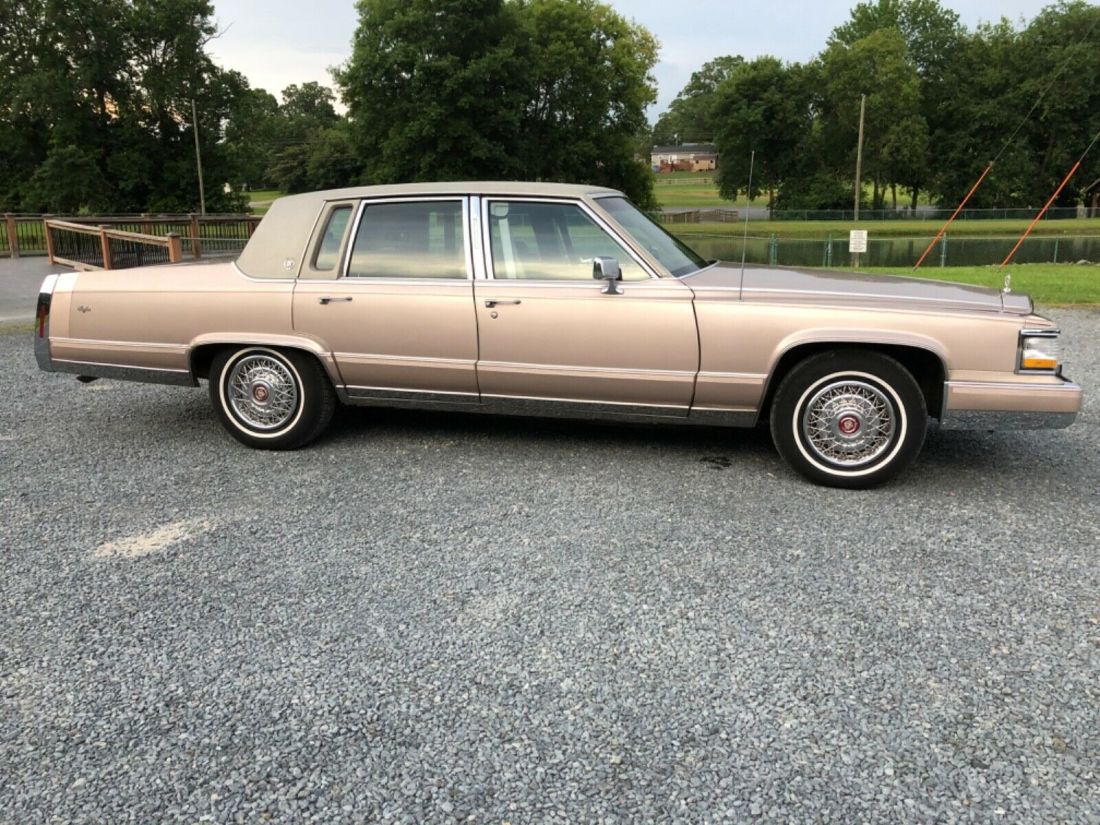 1992 Cadillac Brougham - photo 6