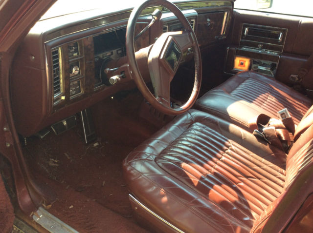 1992 Cadillac Brougham - photo 7