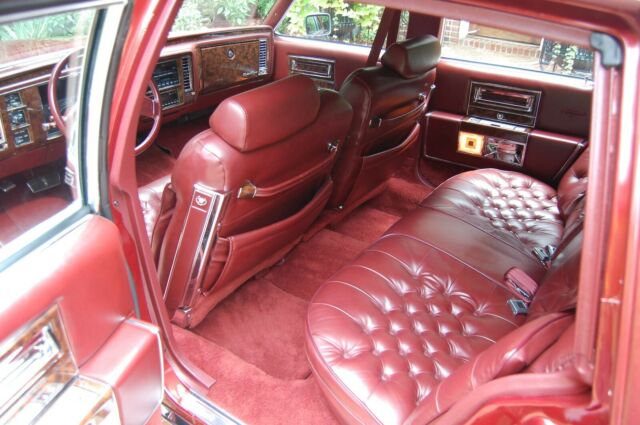 1992 Cadillac Brougham d'Elegance - photo 11